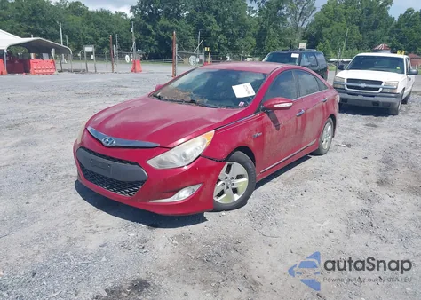 2012 Hyundai Sonata Hybrid from USA, damaged, VIN KMHEC4A40CA047013